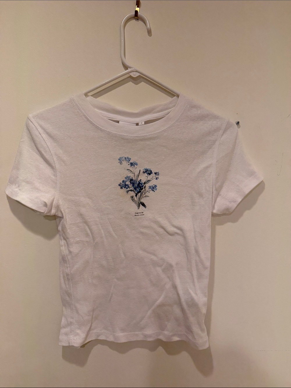 Ghanda White Tee with Blue Floral Bouquet